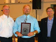 (l to r) Ken Sauer, Tom Waite, Doug Meyer 
Handler of the Year - Open Shooting Dog: RUNNER-UP: Tom Waite - Wisconsin 